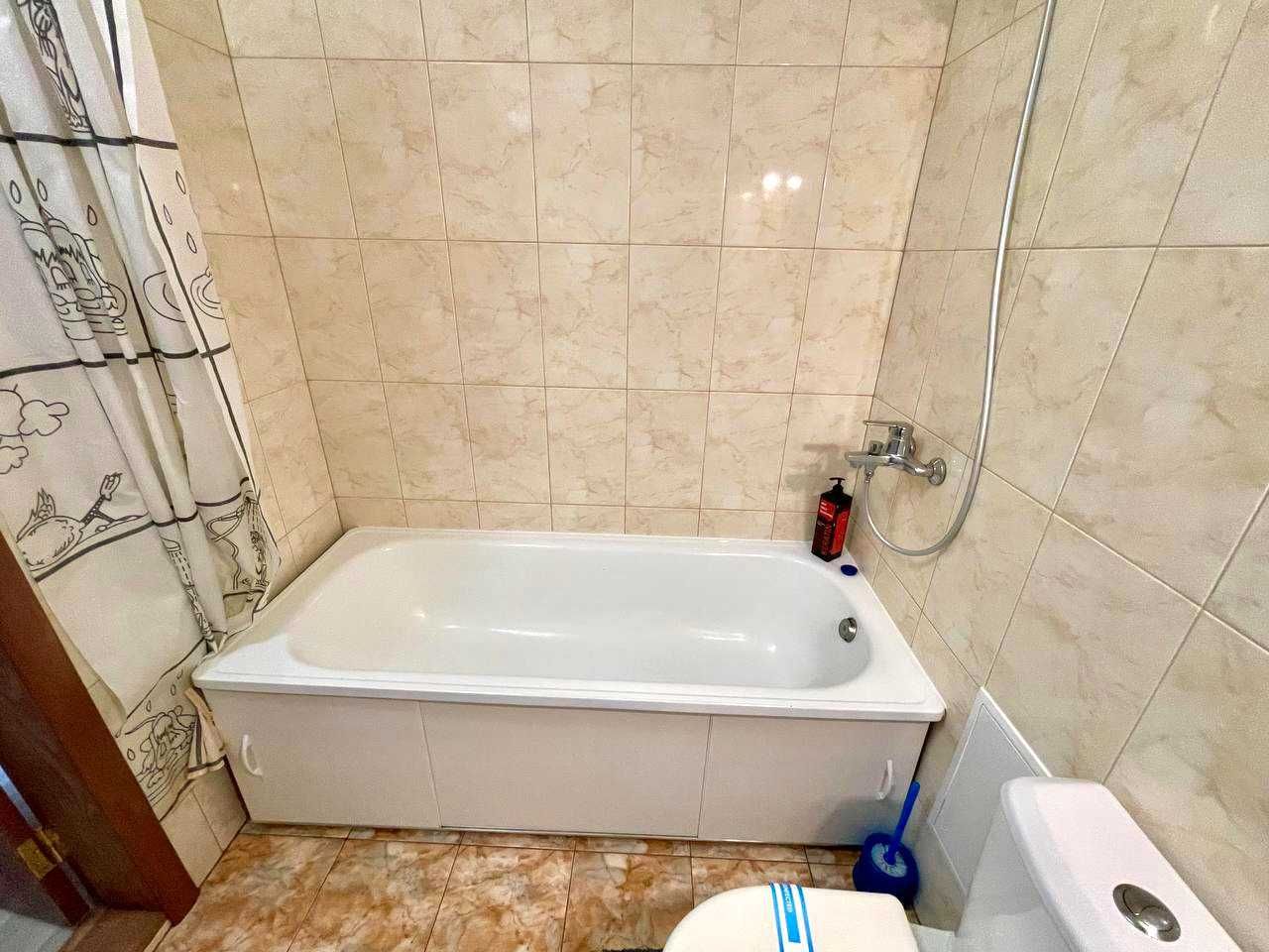 ApartPoltava Простора однокімнатна квартира подобово. стадіон ВОРСКЛА