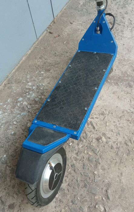 Электросамокат, колеса 10".