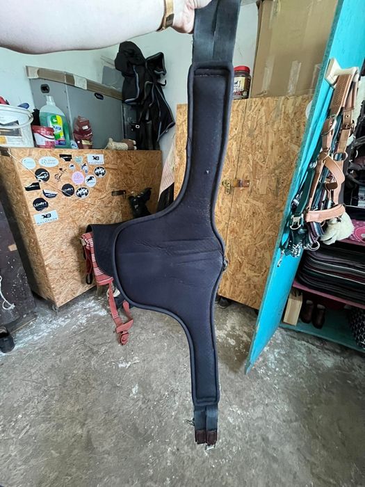 Popręg brązowy equick 135 cm