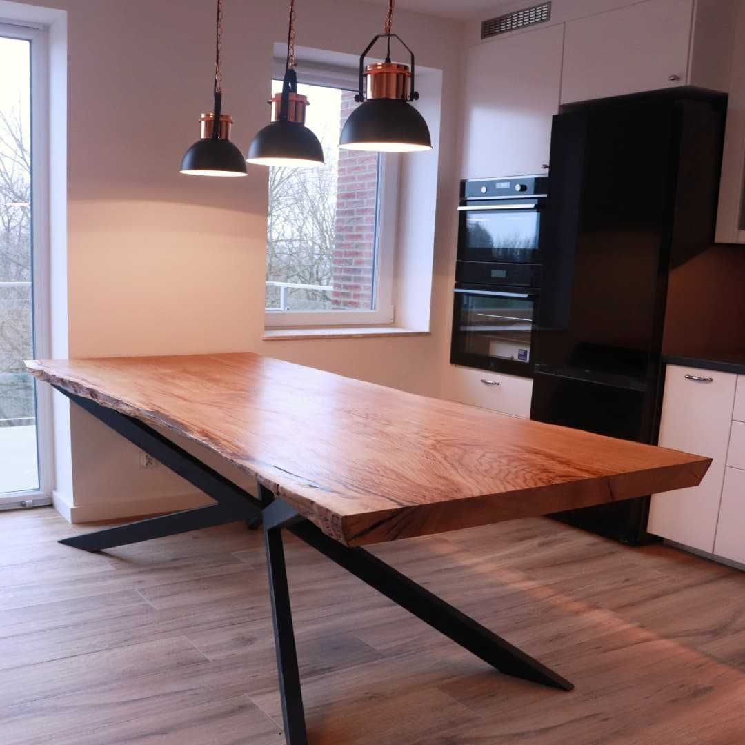 Stół z litego drewna