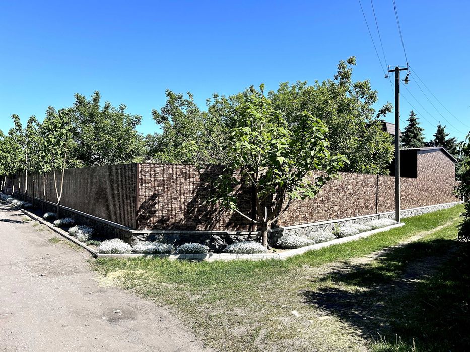 Продам або здам в оренду будинок в селищі Чаплине