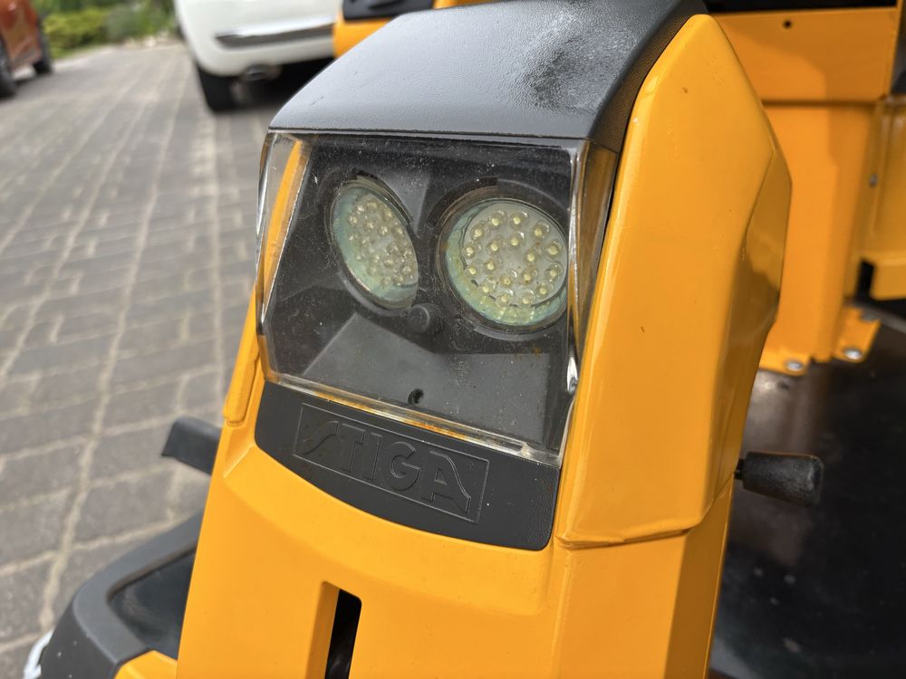 Traktorek Kosiarka Stiga Park PWX 740 4x4 AWD Wspomaganie Vanguard