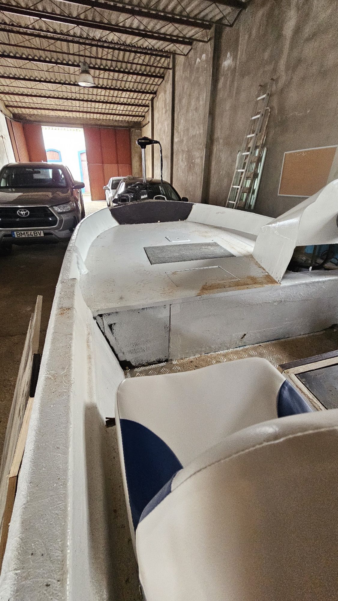 Barco pesca Quintrex