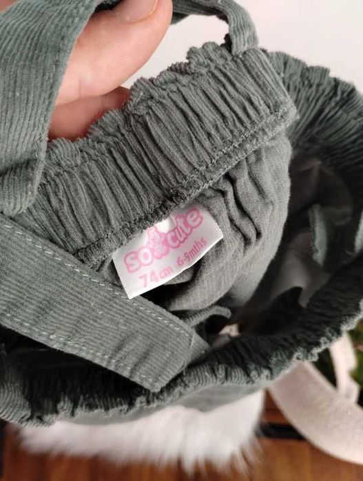 Sukienka spódniczka na szelkach z kieszeniami kotki r. 74 cm (6-9 msc)