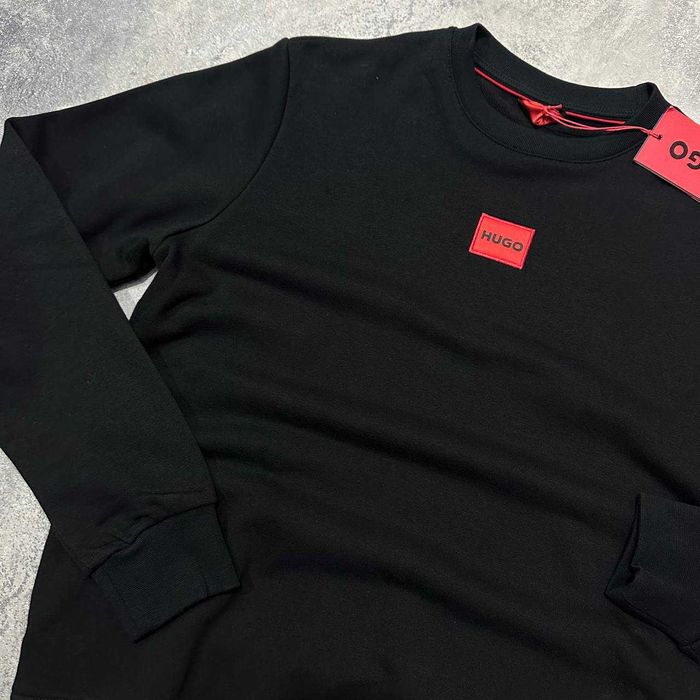 Чорний чоловічий світшот Hugo Boss