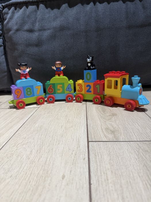 Конструктор Лего Duplo Потяг