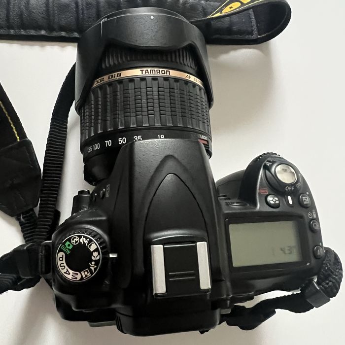 Aparat Nikon D90 obiektyw 18-105 VR