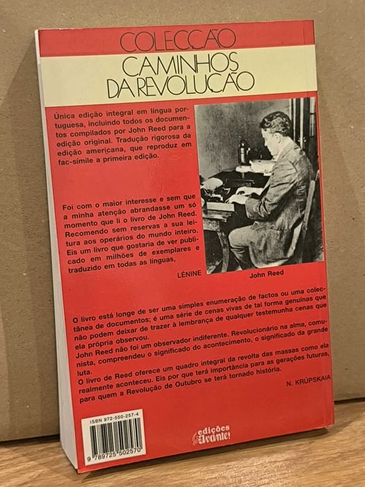 Livro "Dez Dias que Abalaram o Mundo" de  John Reed