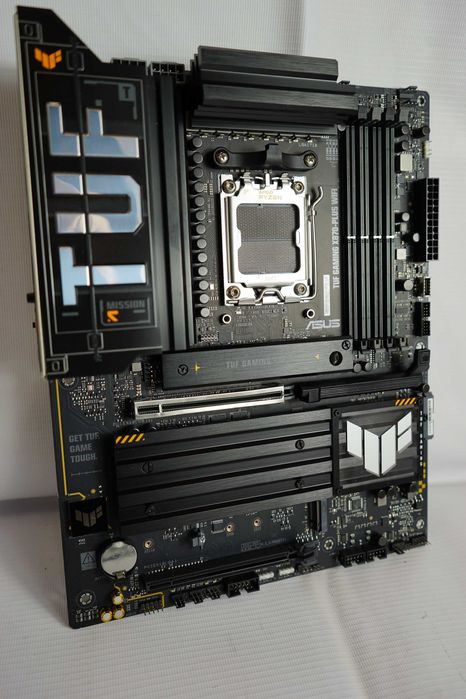 Материнська плата ASUS TUF Gaming X870-PLUS WiFi AM5 RYZEN