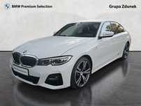 BMW Seria 3 Pakiet sportowy M, wyświetlacz head-up, elektryczne fotele z pamięcią
