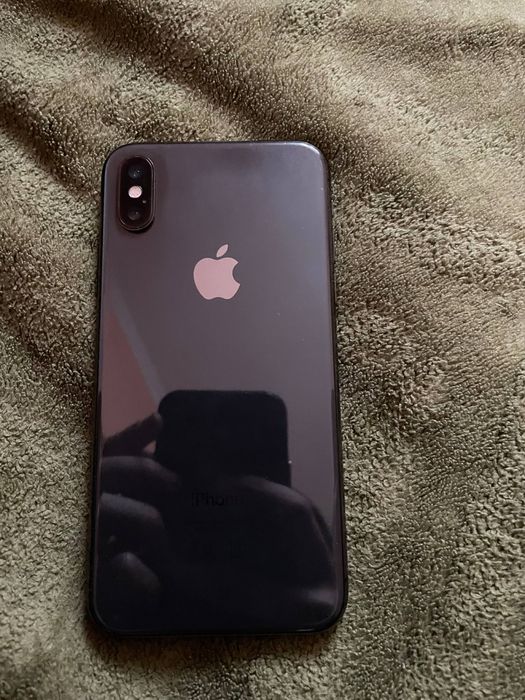 Iphone X 64GB 8/10 состояние