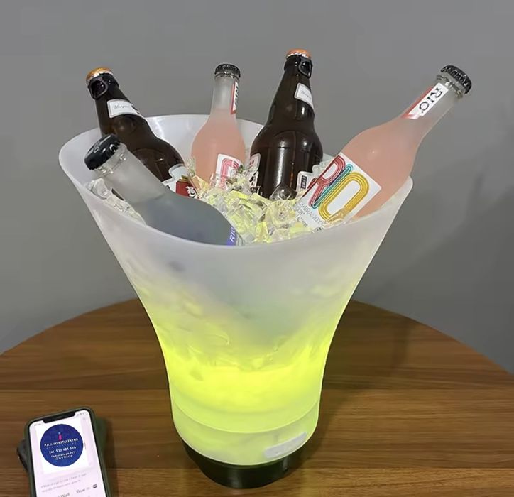 Wiaderko chłodzące z efektem wow! Głośnik Bluetooth i podświetlenie