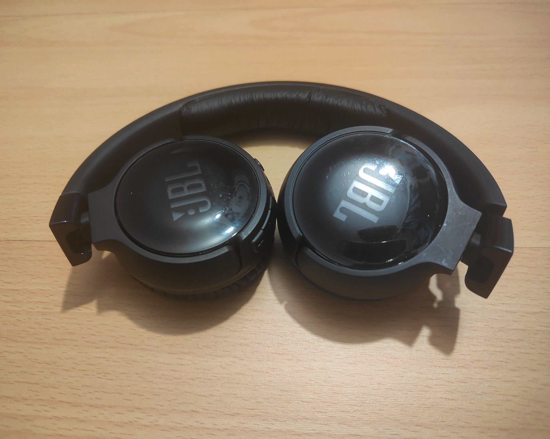 Auriculares jbl originais como novos.