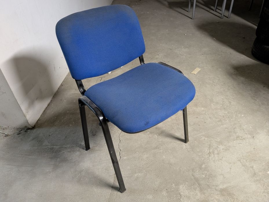 Krzesła używane w dobrym stanie