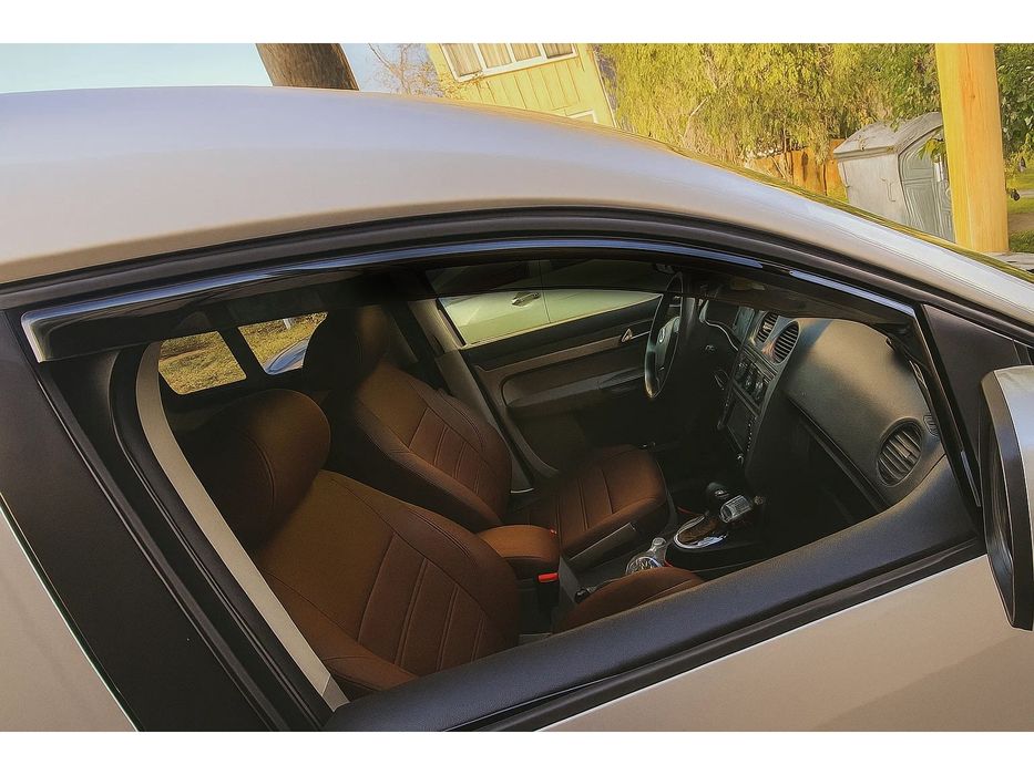 Volkswagen Caddy 2015-2020 рр. Вітровики вставні Niken Luxury (2 шт)