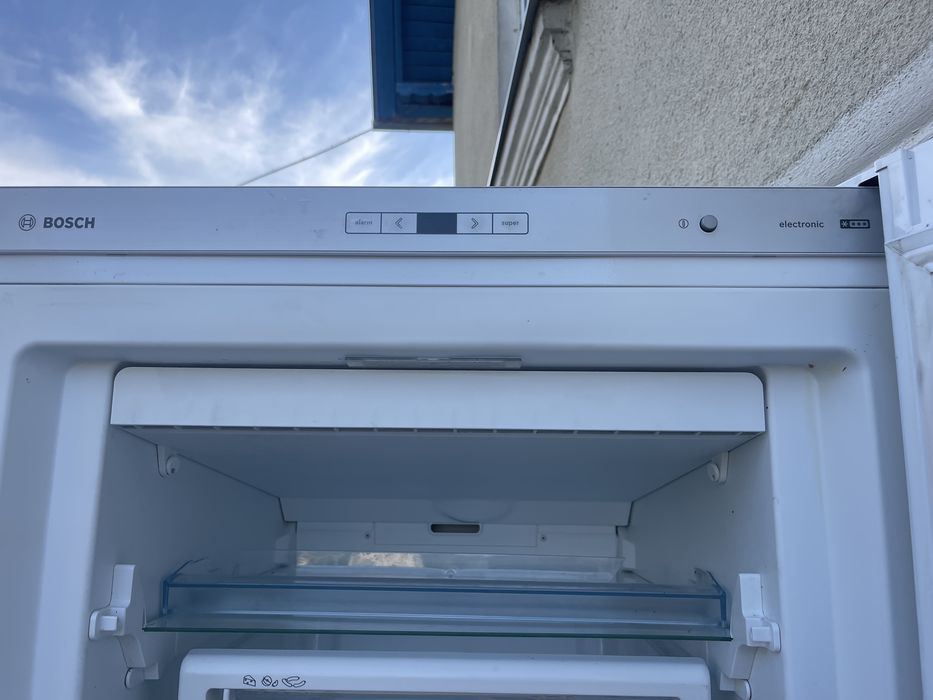 Морозильна камера морозилка bosch