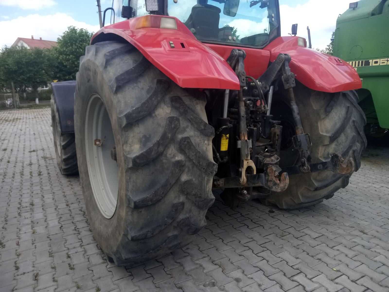 Трактор Case 270 Magnum гарний стан
