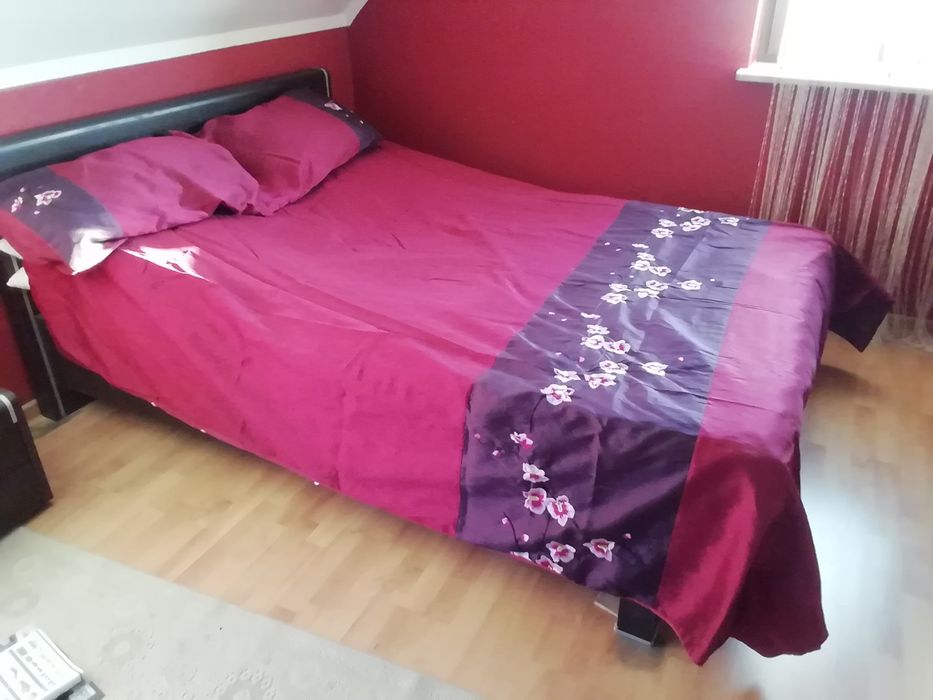 WYPRZEDAŻ Narzuta na łóżko bordowa 160x200 lub 180x200