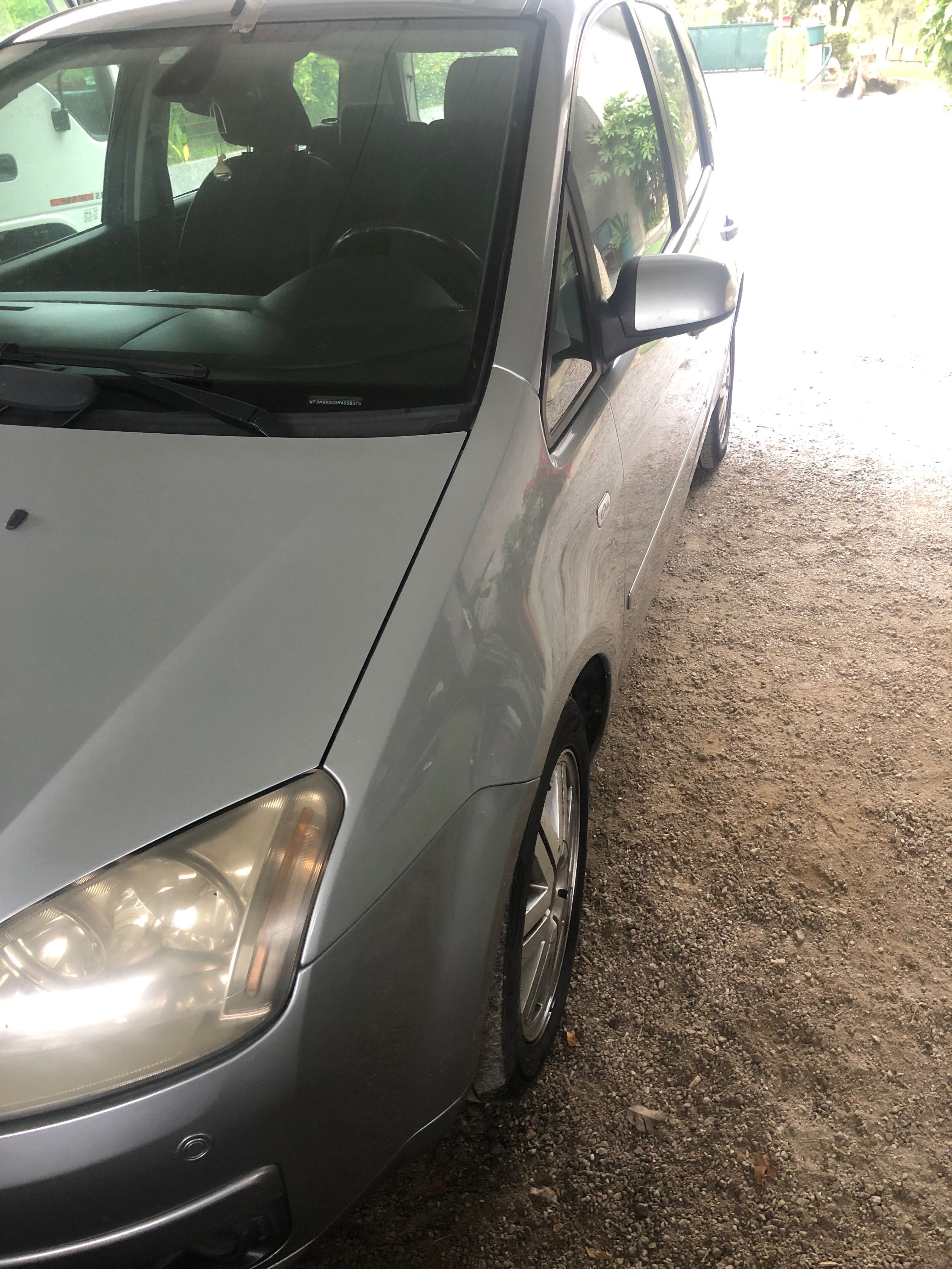 Vendo Ford C- Max