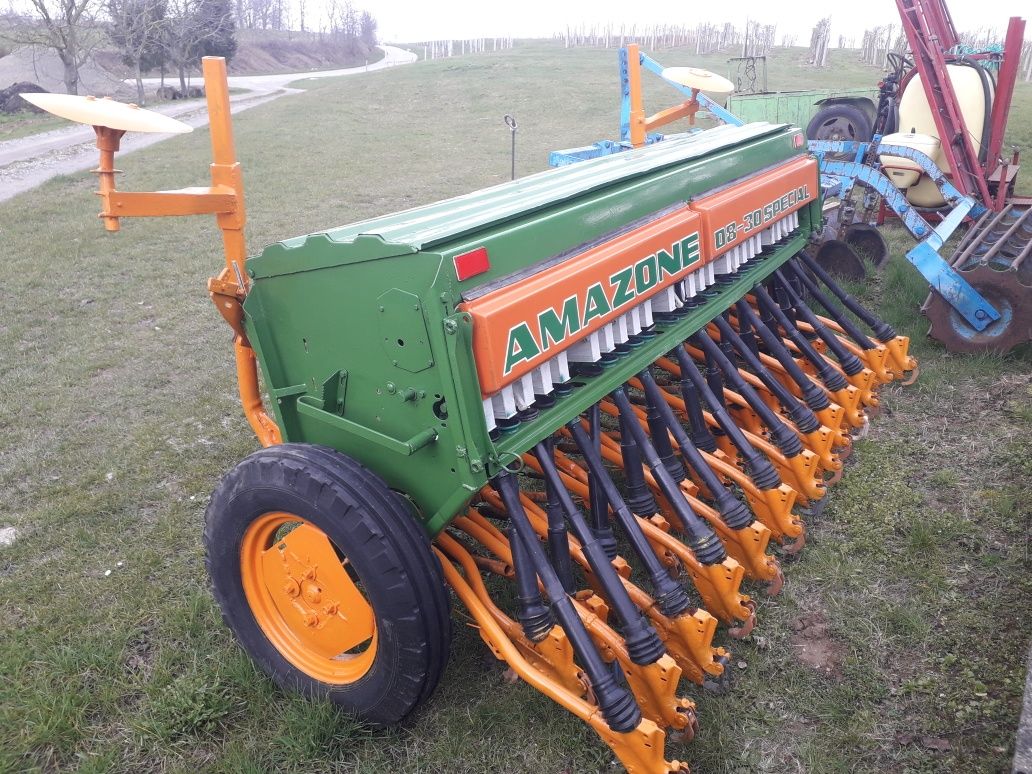 Siewnik Amazone D8 sprawny