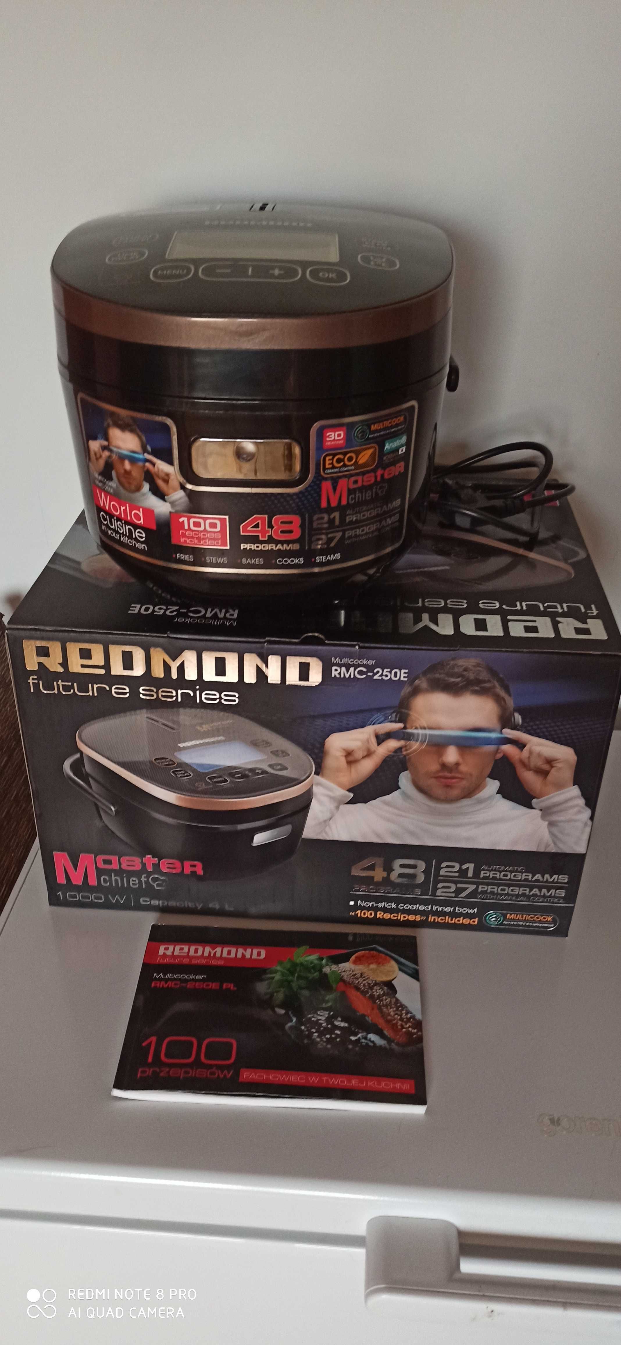 Multicooker RMC-250E REDMOND z funkcją MASTERCHIEF i 100 przepisami
