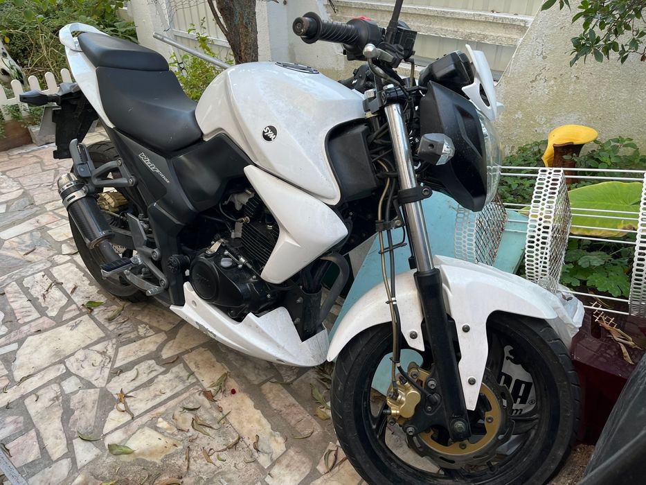Sym Wolf 125cc poucos km