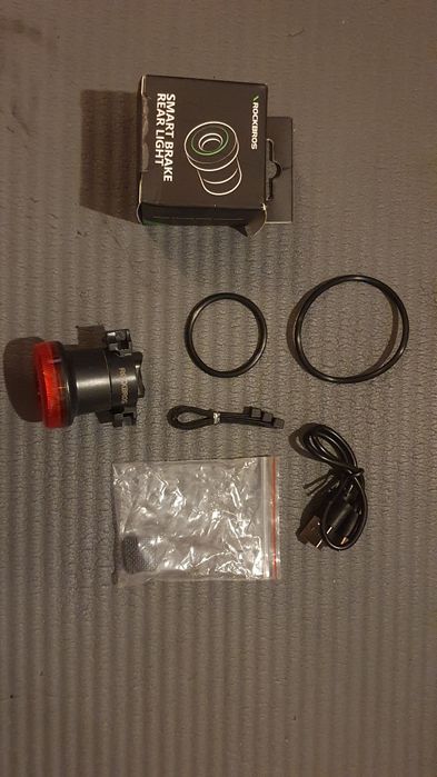 Lampa Rockbros tył Smart z funkcją stopu