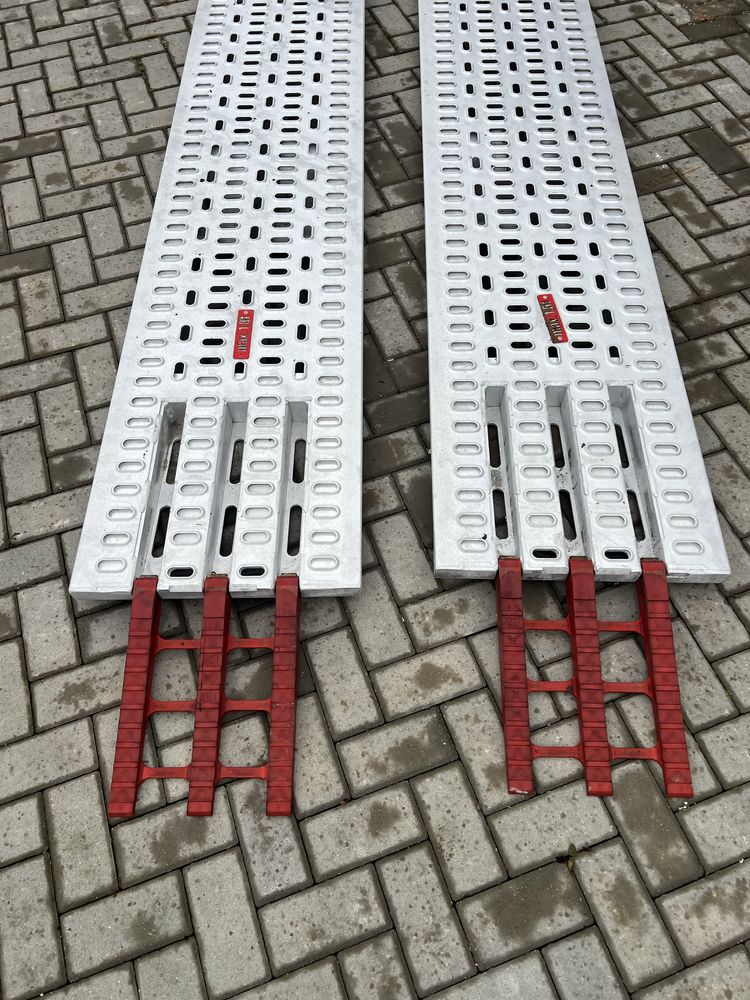 Najazdy aluminiowe Kassbohrer 230 cm 55 cm 8 cm nosnosc 8t