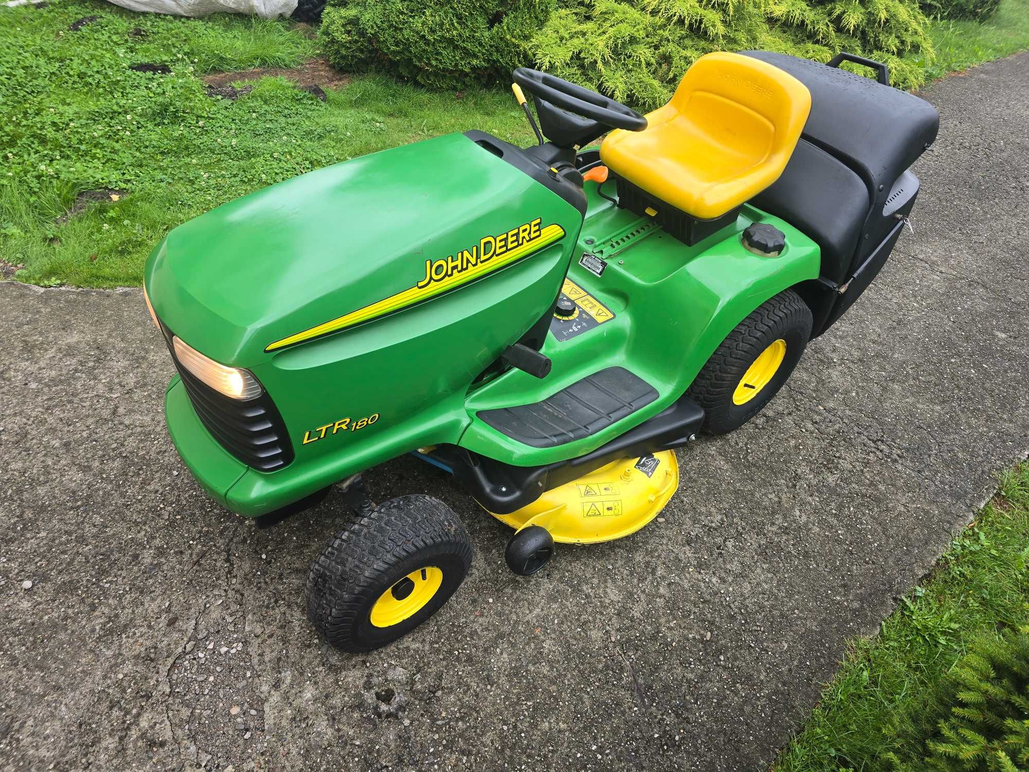 Traktorek kosiarka John Deere LTR 180 17KM v-ka Kawasaki Oryginał Stan