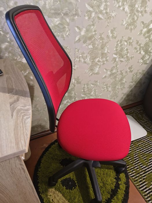 Комп'ютерне крісло