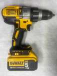 Шуруповерт DeWalt DCD996