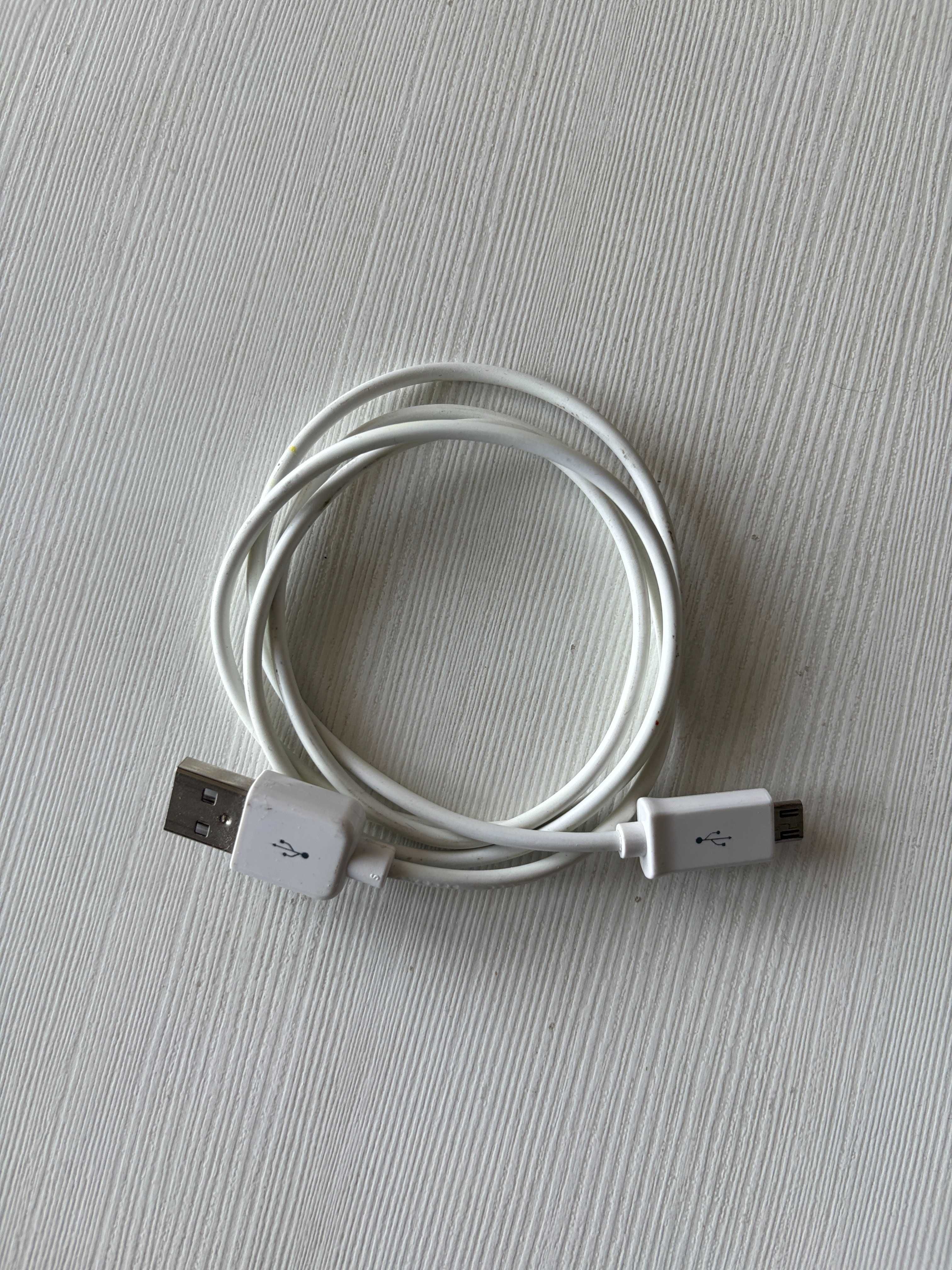 Kabel USB-A - mikro USB