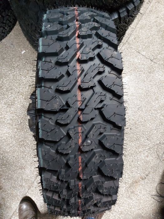 Opony Terenowe 225/85 R16 Big Rock Wzór Yokohama Geolandar MT G003