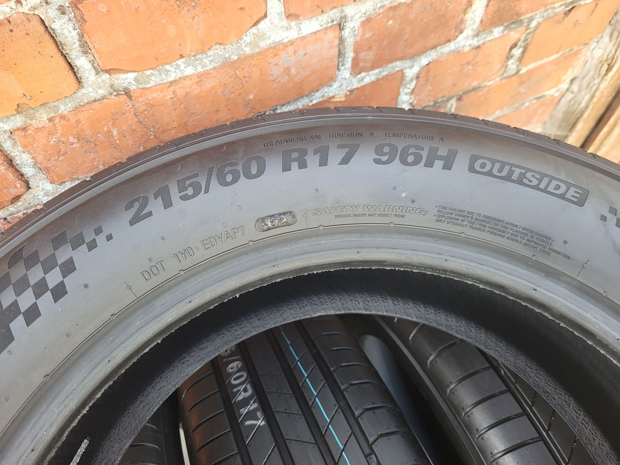215/60 R17 96H Kumho Ecsta Jak Nowe 2024