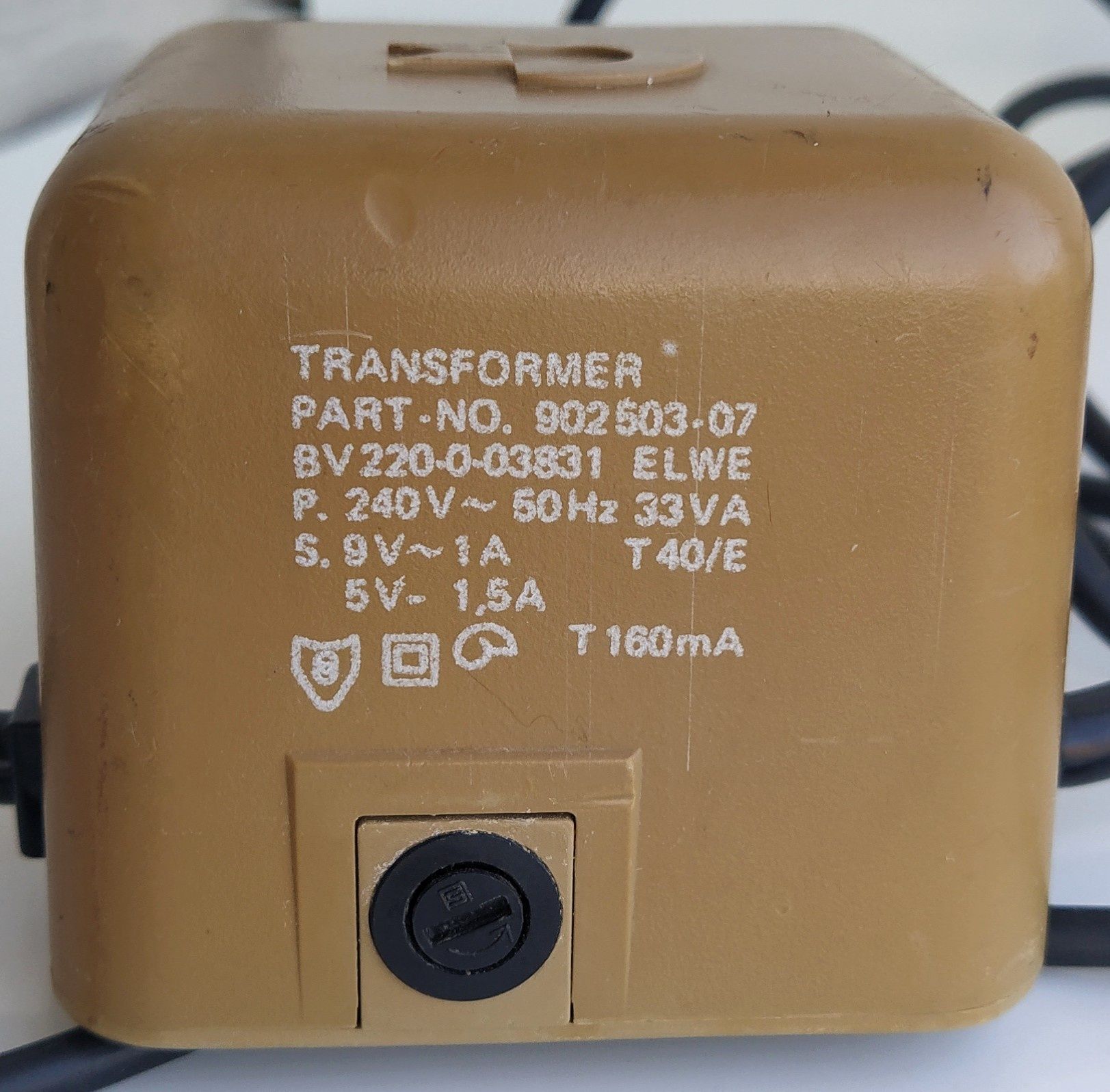 Блок живлення Commodore С64