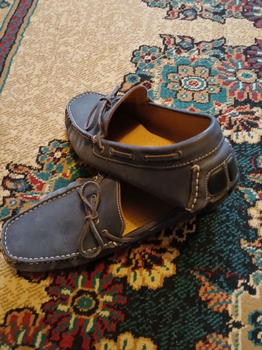 Продам туфлі чоловічі замшеві