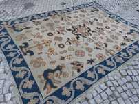 Carpete de arraiolos (1,80x2,5cm)
1,80x2,5cm