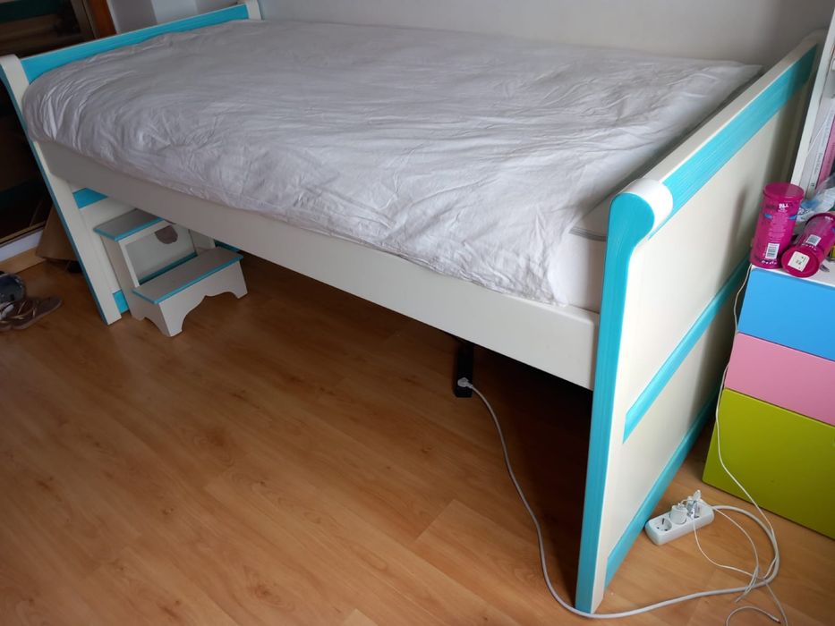 Conjunto de 2 camas encaixáveis