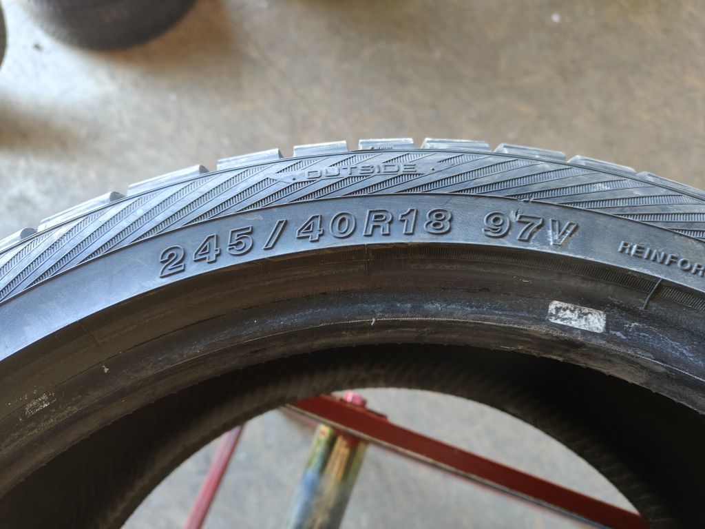 245/40R18 97V Yokohama W Drive        Z600/90B