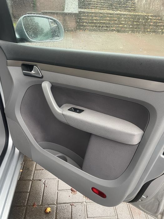 Продам Volkswagen Touran 2008р