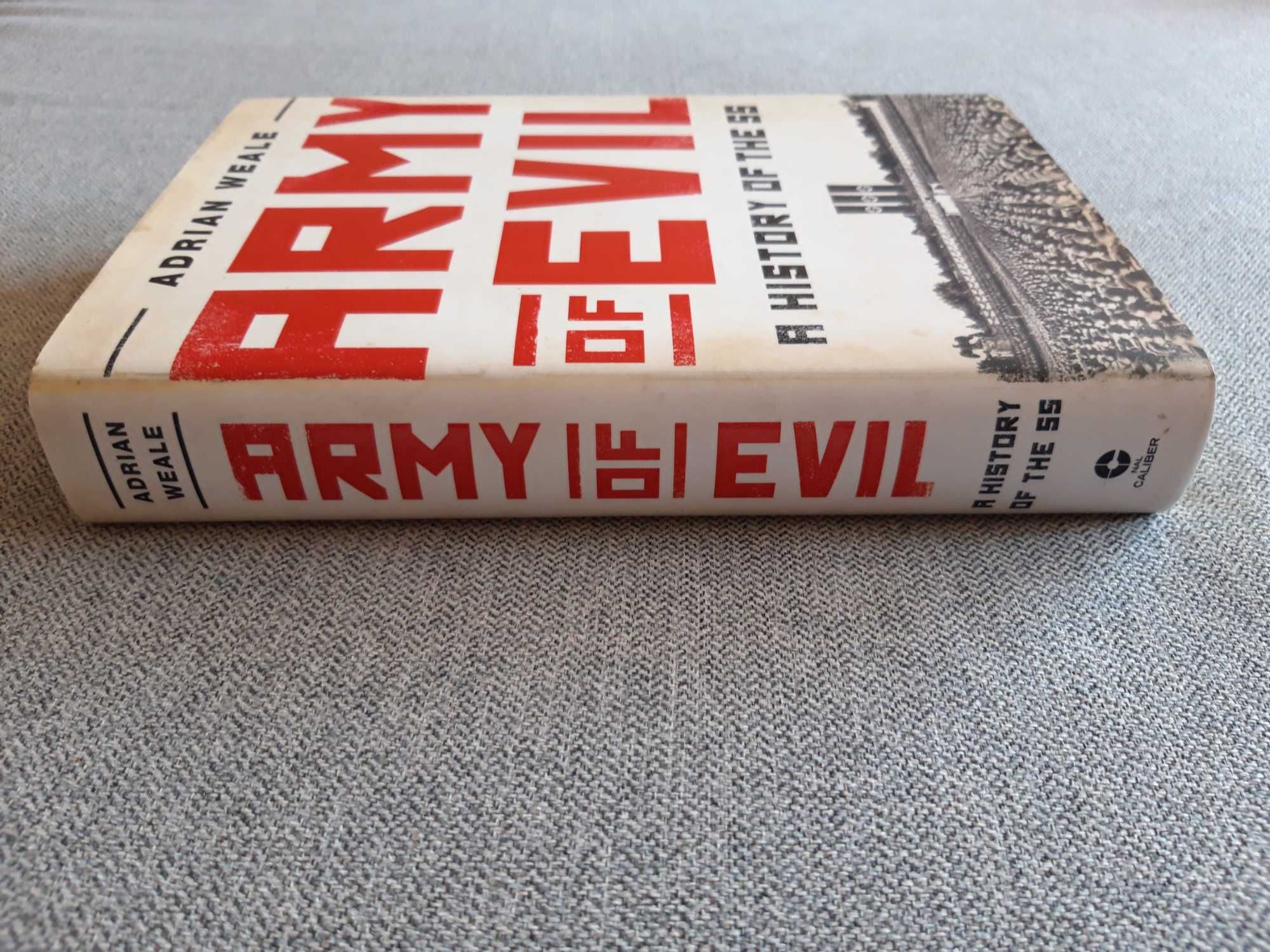 Livro "Army of Evil - A historia of the SS"
