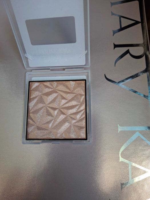 Rozswietlacz Mary Kay Golden Glow
