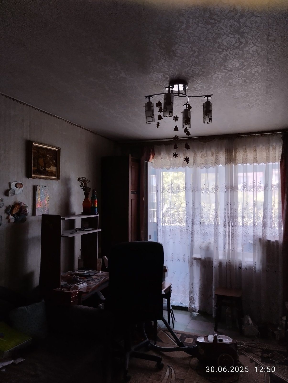 Продам 2 кім з електроопаленням 4/5