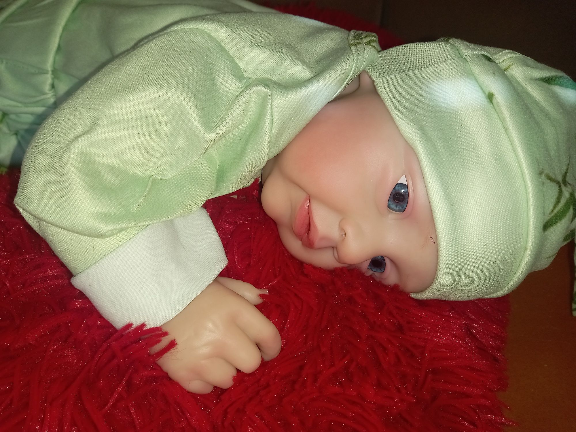 Bebé reborn com 50 cm