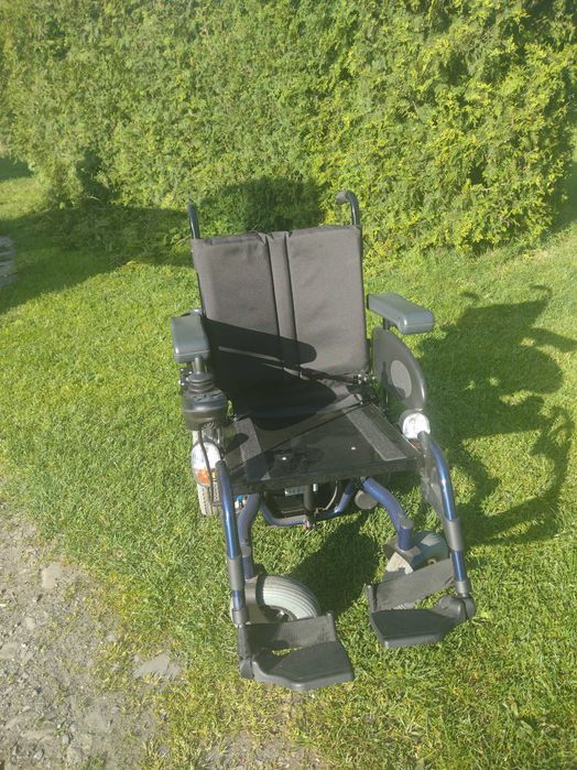 Wózek inwalidzki elektryczny