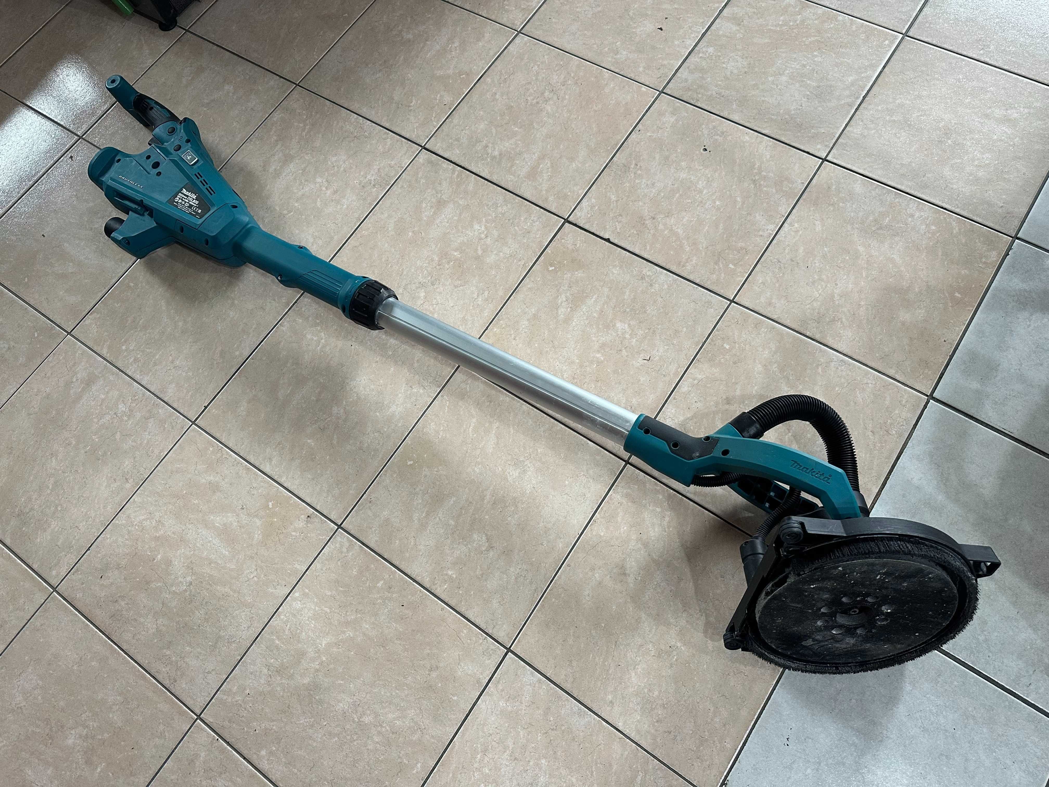 Szlifierka Do Gładzi Makita DSL800 Bateria Zestaw