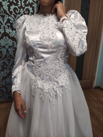 Свадебное платье 48-50р.