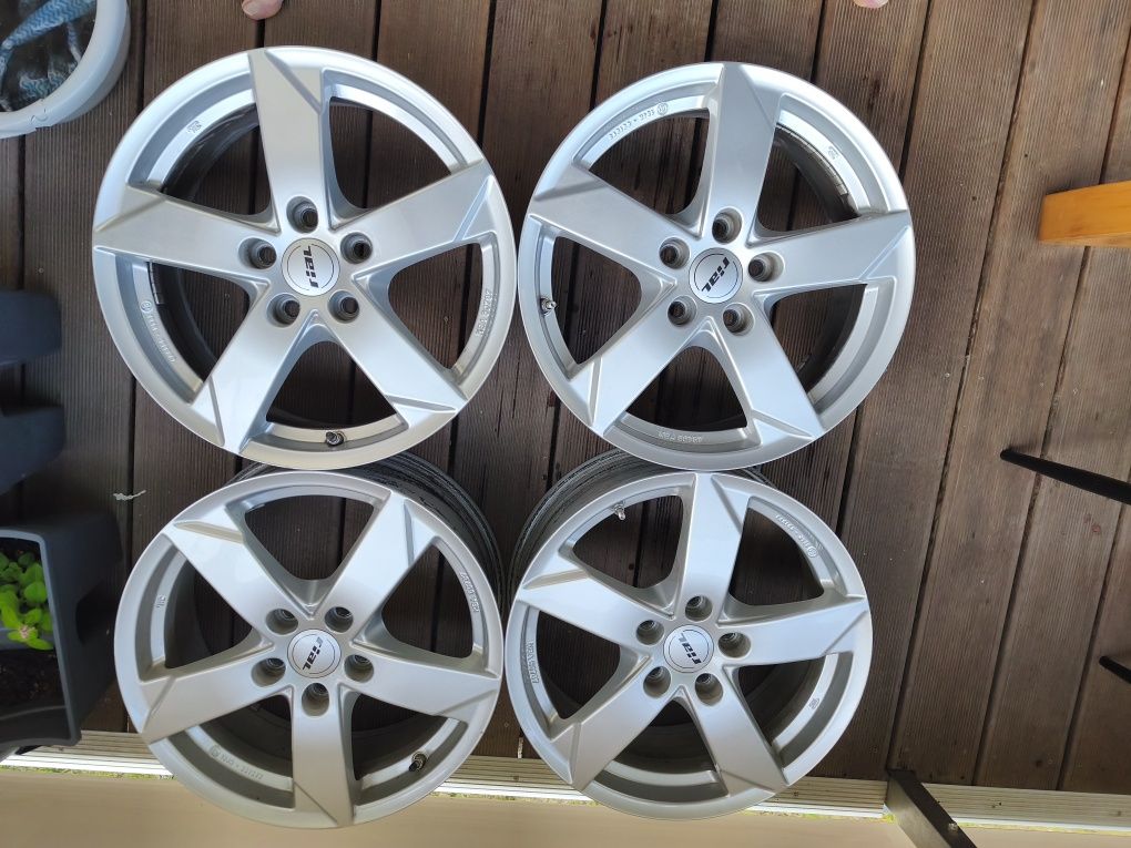 RIAL KODIAK SILVER 5x114,3  17 cali BDB TPMS Renault BYD Lexus Mazda