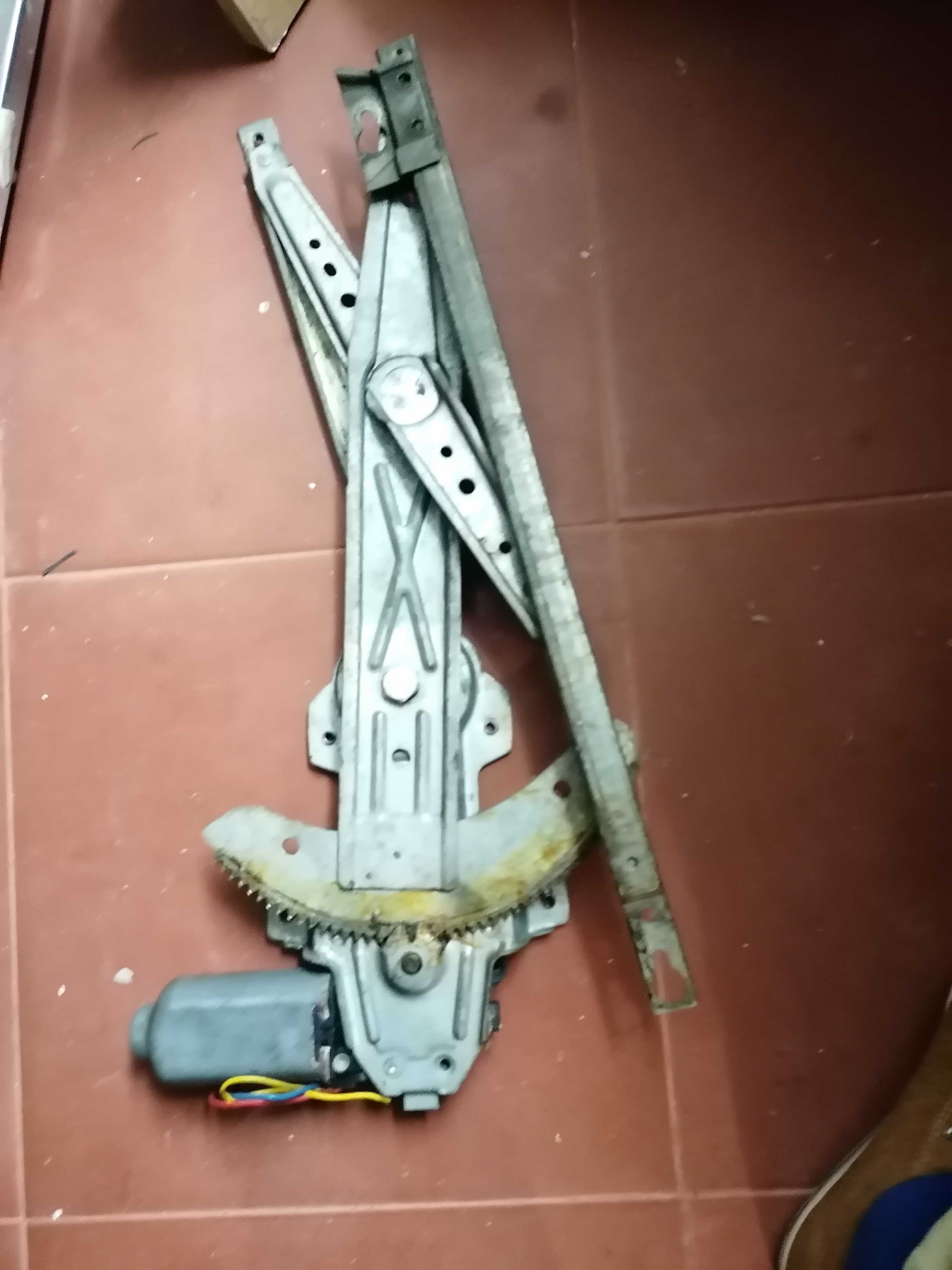 Elevador lado dto. Honda civic 1,4 de 1995