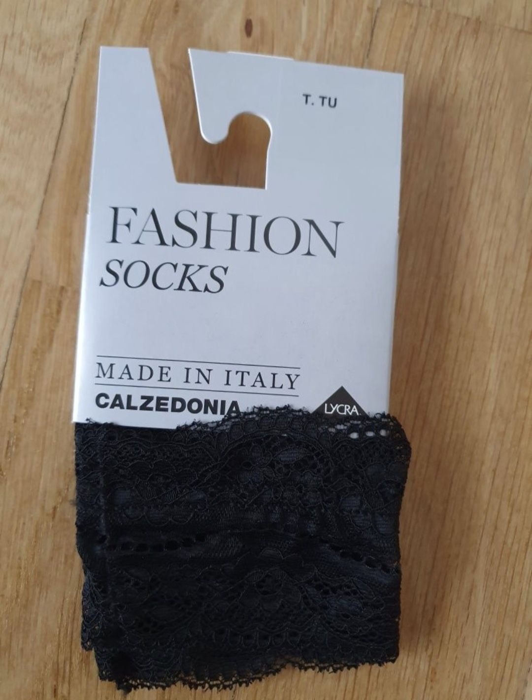 Skarpety Calzedonia one size czarne z koronką